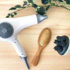 ヘアブラシの素材別の特徴！豚毛ブラシ以外に髪をサラサラにできるブラシはある！？