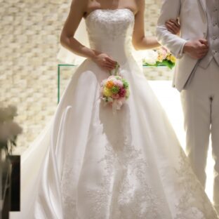 透明ブラ紐のメリットとデメリット、コーディネートのポイントは？