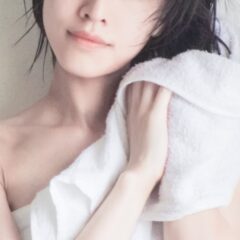 【エクステの基本ケア】エクステの正しいシャンプーのやり方を解説