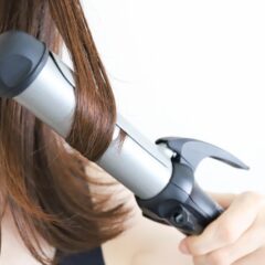 エクステはアイロンで巻けない？原因と解決策をくわしく紹介！